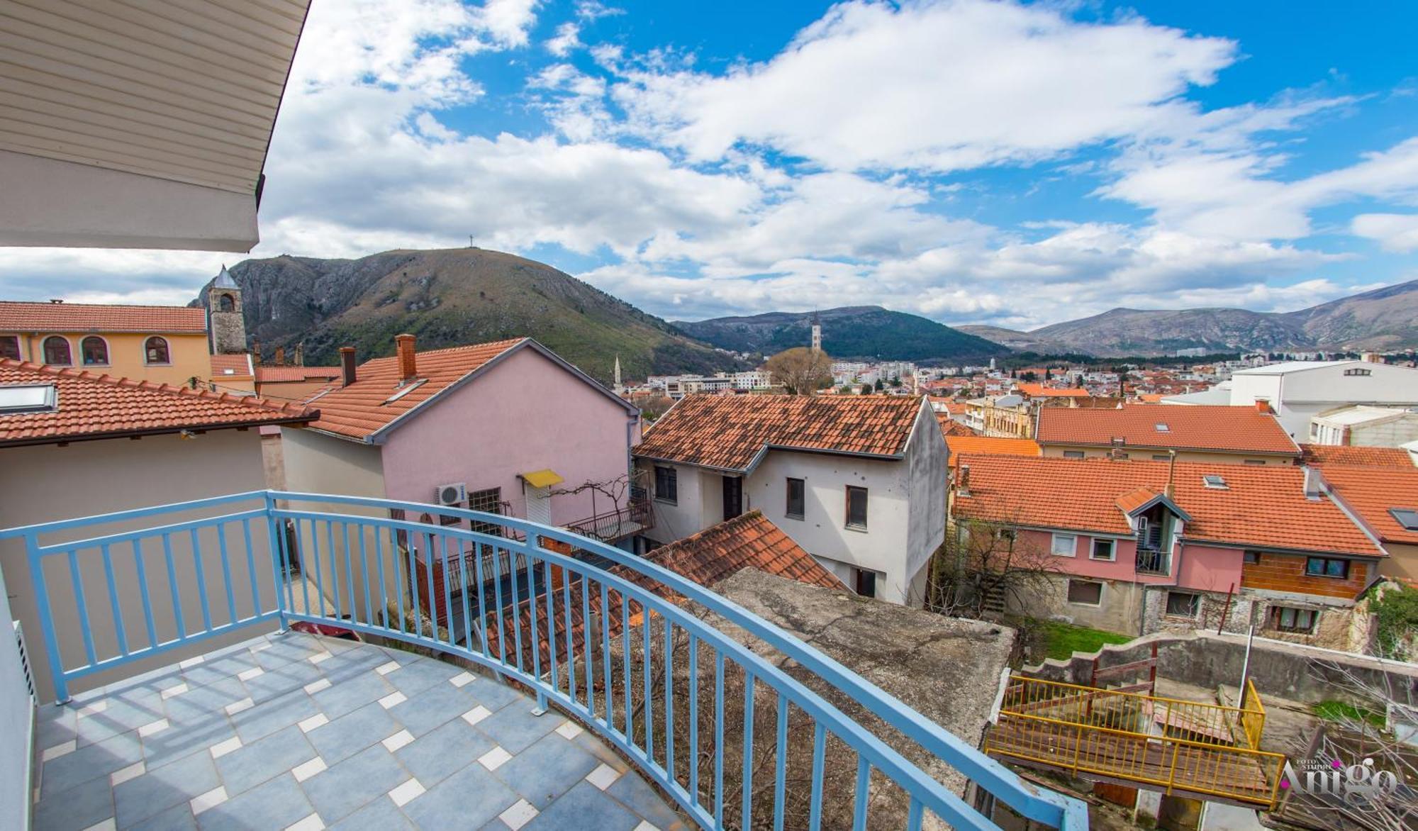 Apartment Ado Mostar Buitenkant foto