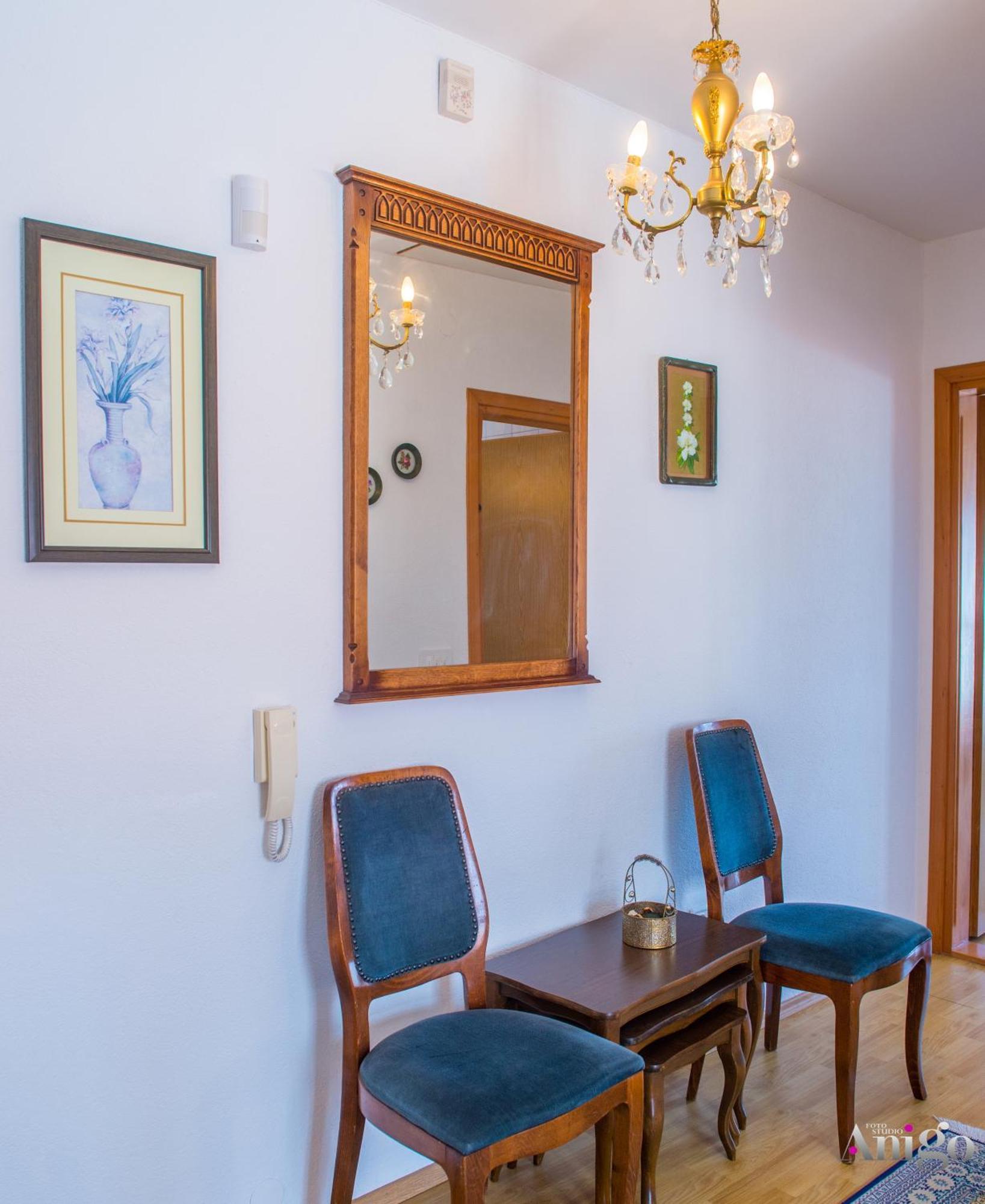 Apartment Ado Mostar Buitenkant foto