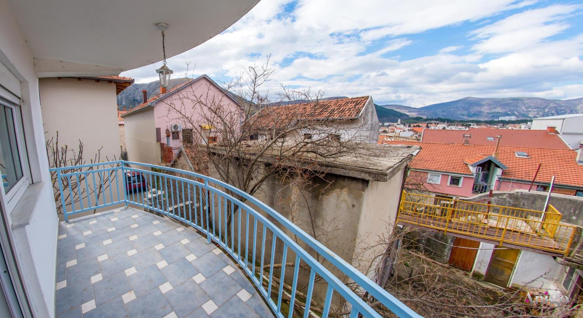 Apartment Ado Mostar Buitenkant foto