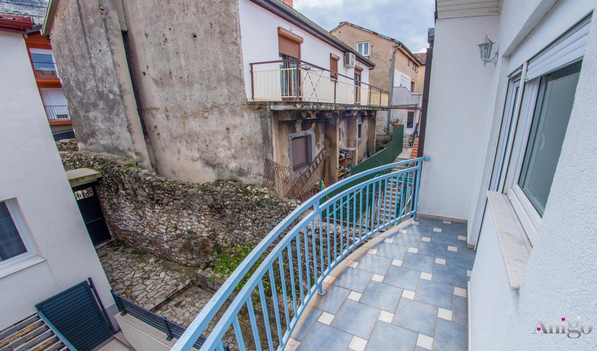 Apartment Ado Mostar Buitenkant foto